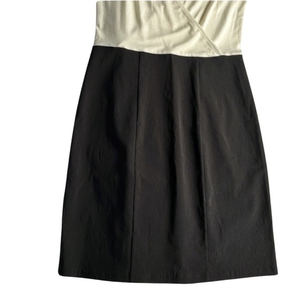 NWT Express Dress‎ - Size XS: Perfect Fit for Style and Sophistic - Picture 3 of 5